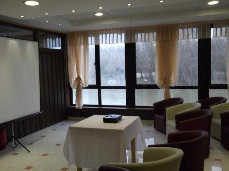 Alfa Hotel Koncarevo Exterior photo